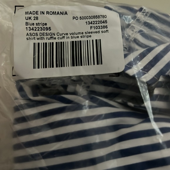 ASOS DESIGN Curve volume sleeved soft shirt with ruffle cuff blue stripe Sz 24 - Picture 3 of 7